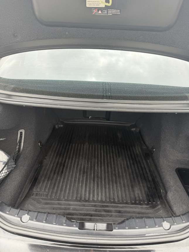 BMW 5 Series &mdash; Boot