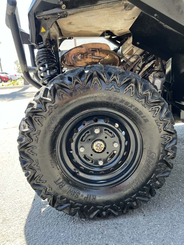 Can-Am Maverick &mdash; Wheel & rear suspension