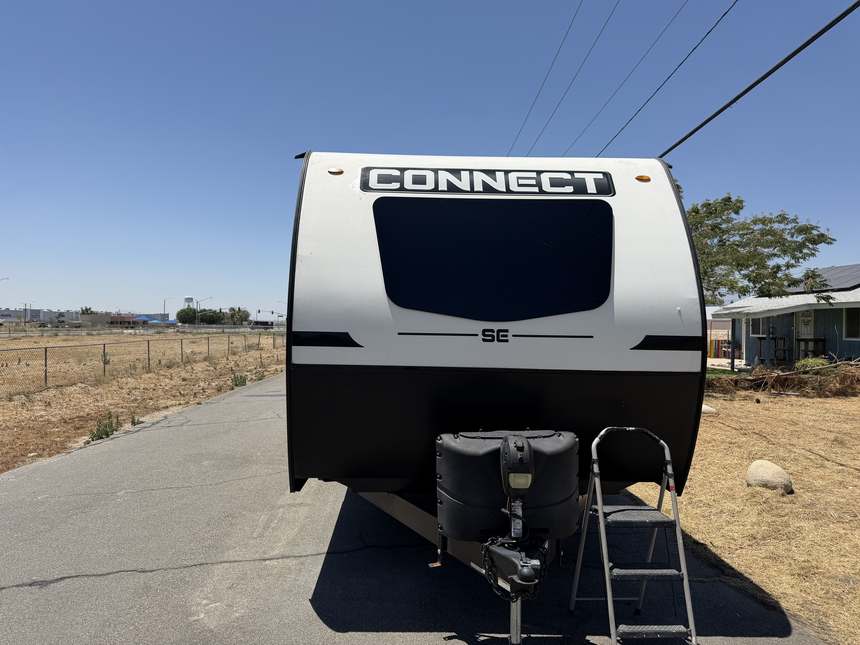 KZ Connect SE trailer &mdash; Front