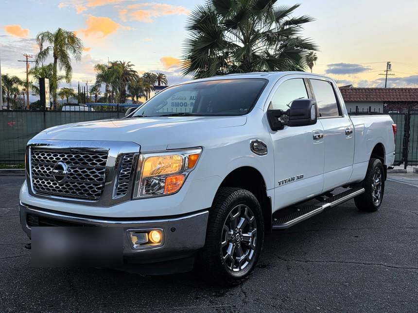 Nissan Titan XD &mdash; Front three-quarter at sunset